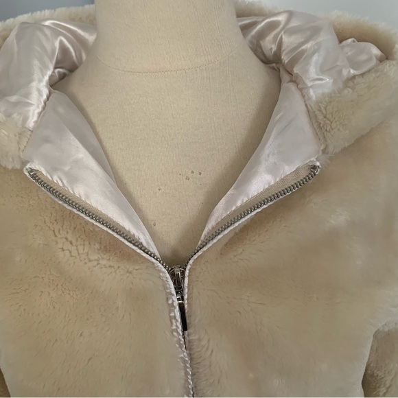 Say What? - Size Medium Tan Faux Fur Hooded Zip Front Jacket / Coat - Picture 3 of 9